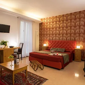 Relais La Torre Гостевой дом Верона